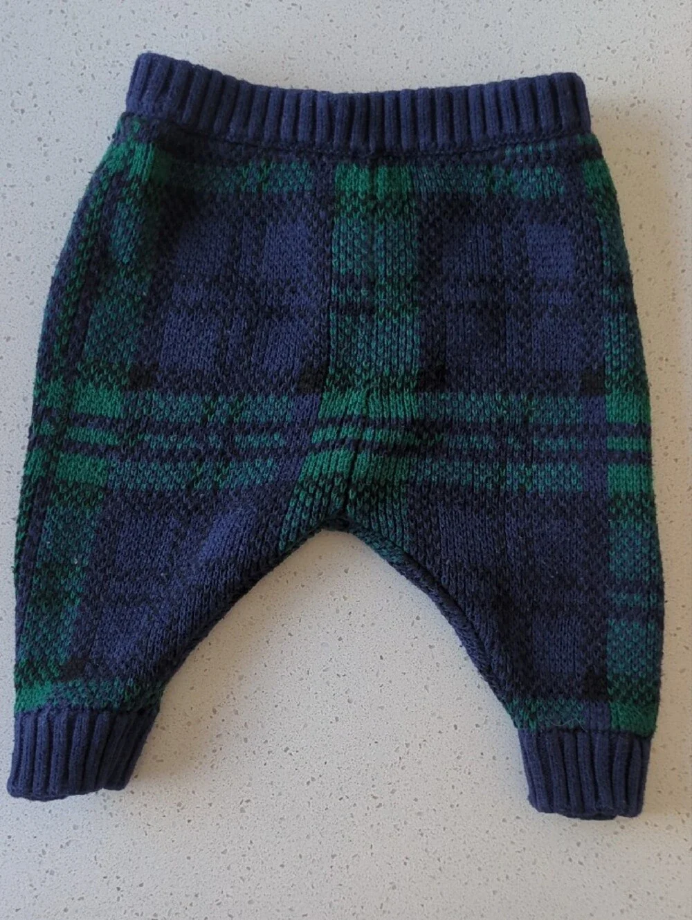 Old Navy Navy and Green Plaid Knit Matching Set 0-3 Months